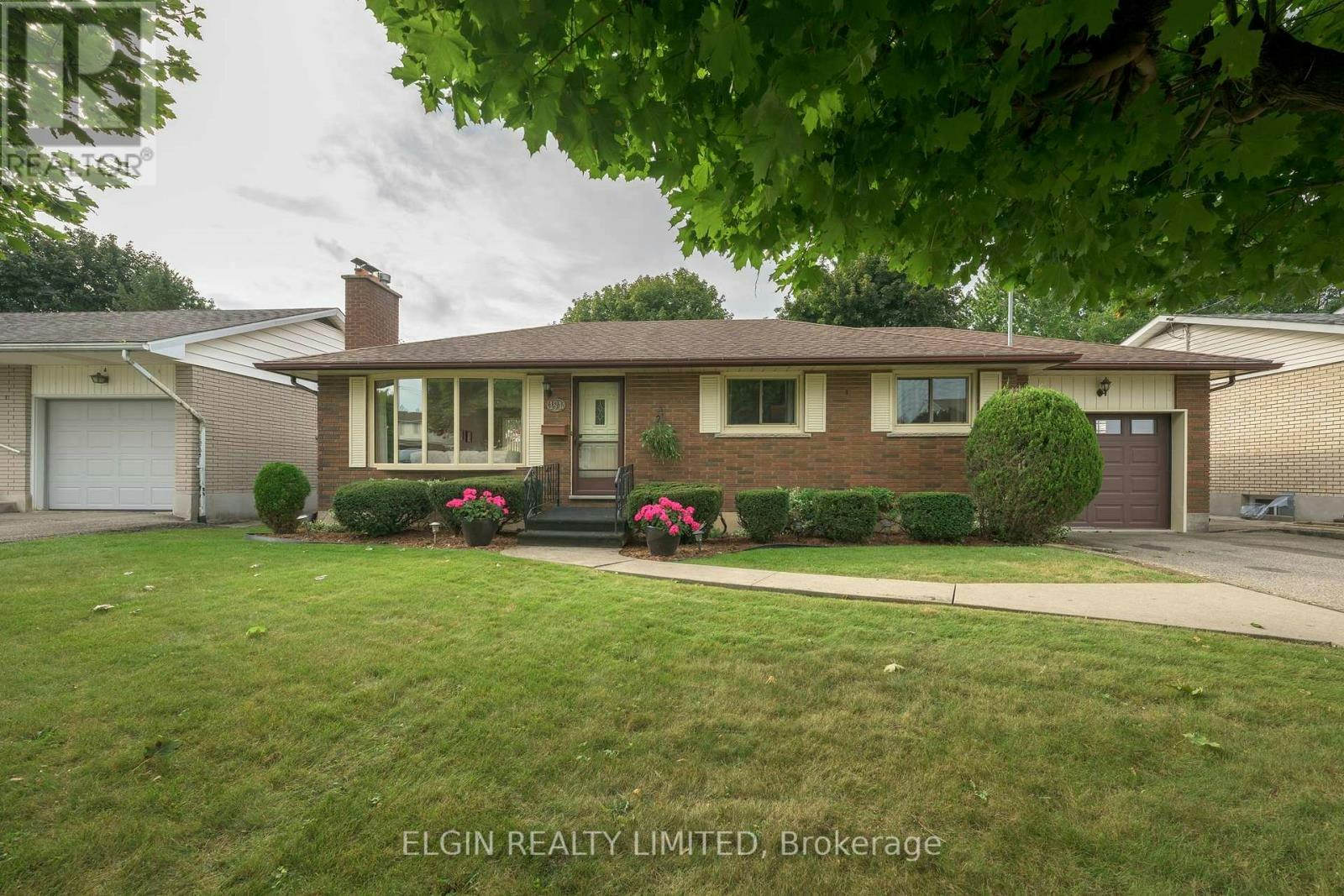 181 Locust Street, St. Thomas, ON, N5R 2C8