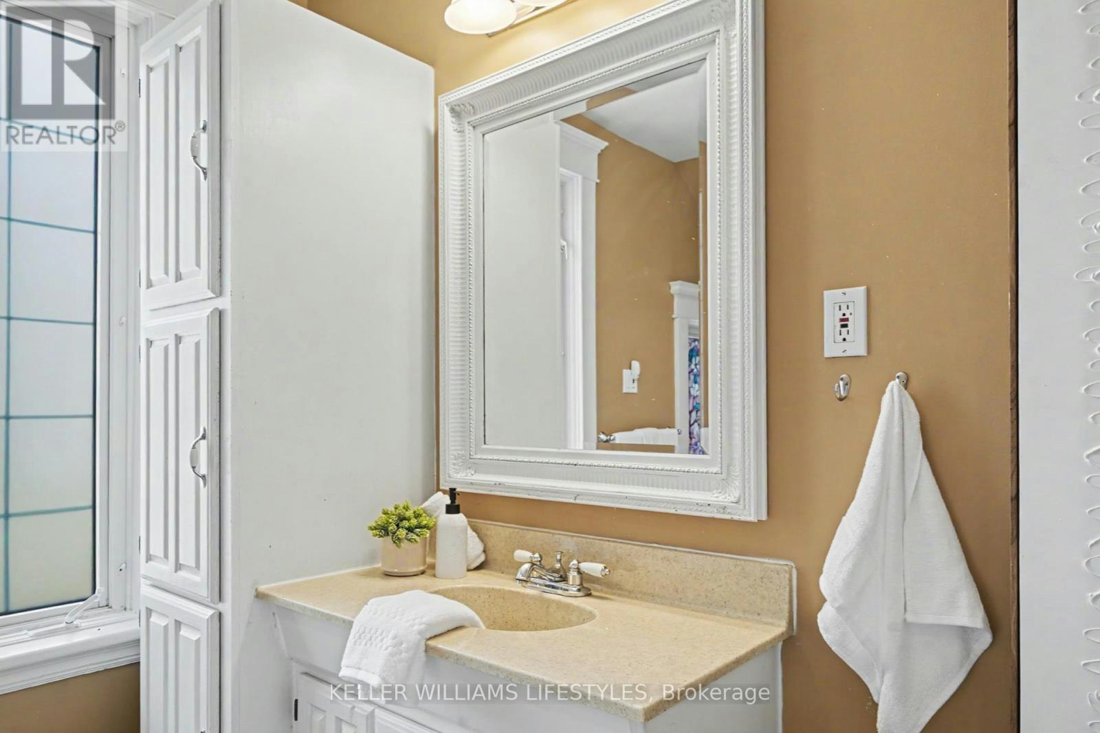 31 Gerrard Street, London, ON, N6C 4C6 - 27