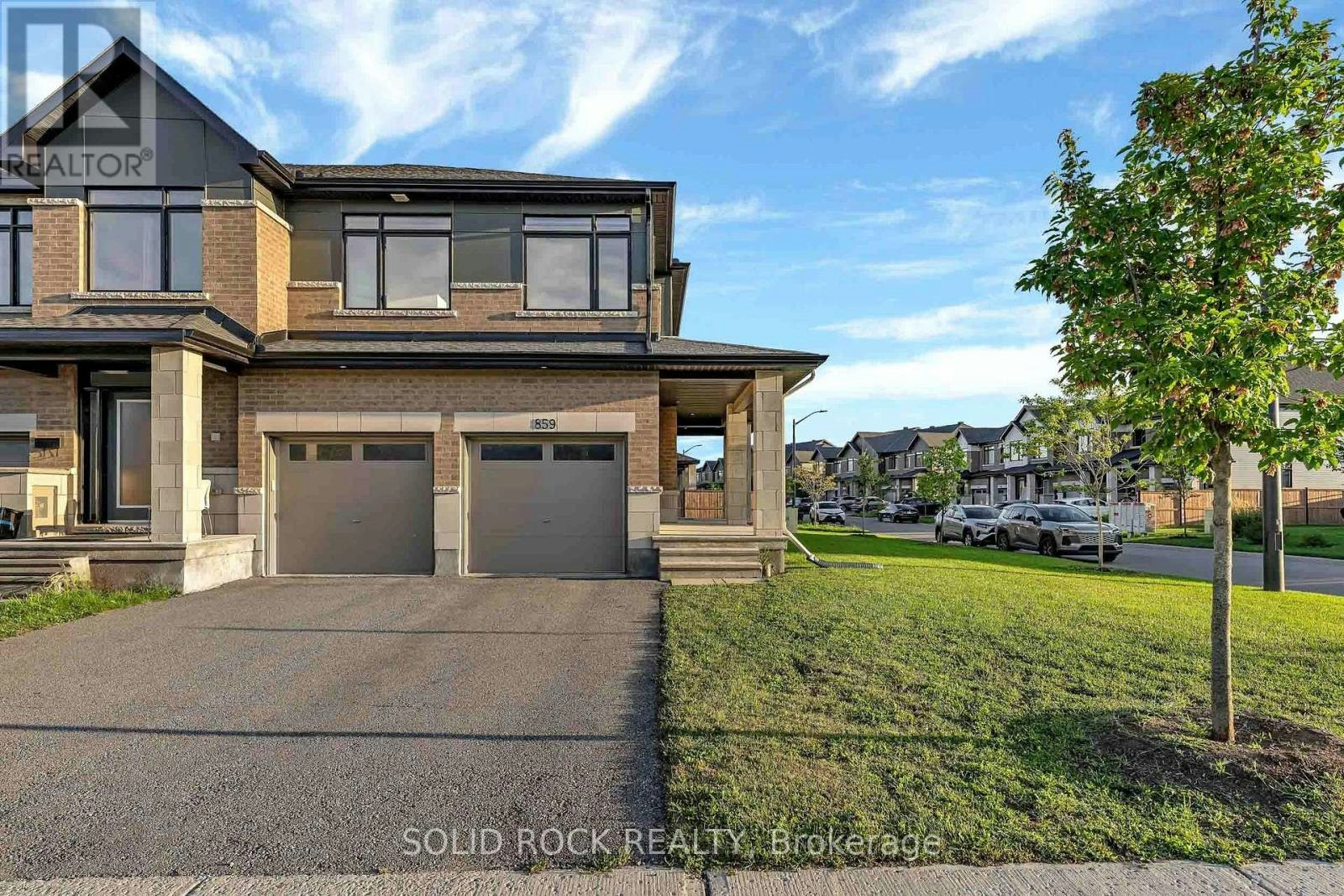 859 Solarium Avenue E, Ottawa, ON, K4M 0H1