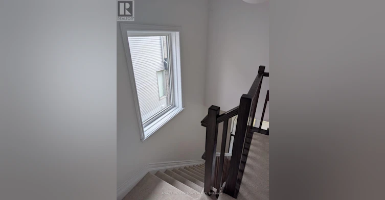 15 Brixton Way, Ottawa, ON, K2S 2N9 - 6