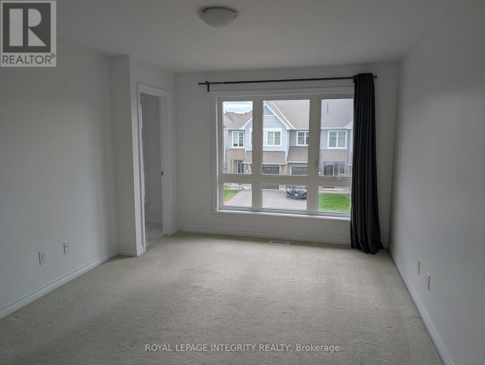 15 Brixton Way, Ottawa, ON, K2S 2N9 - 7