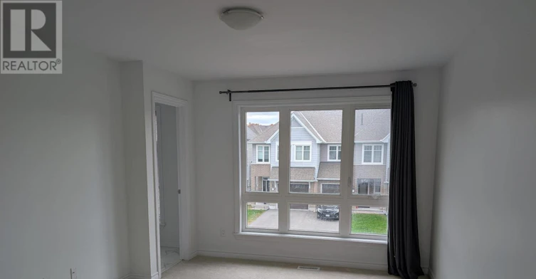 15 Brixton Way, Ottawa, ON, K2S 2N9 - 7