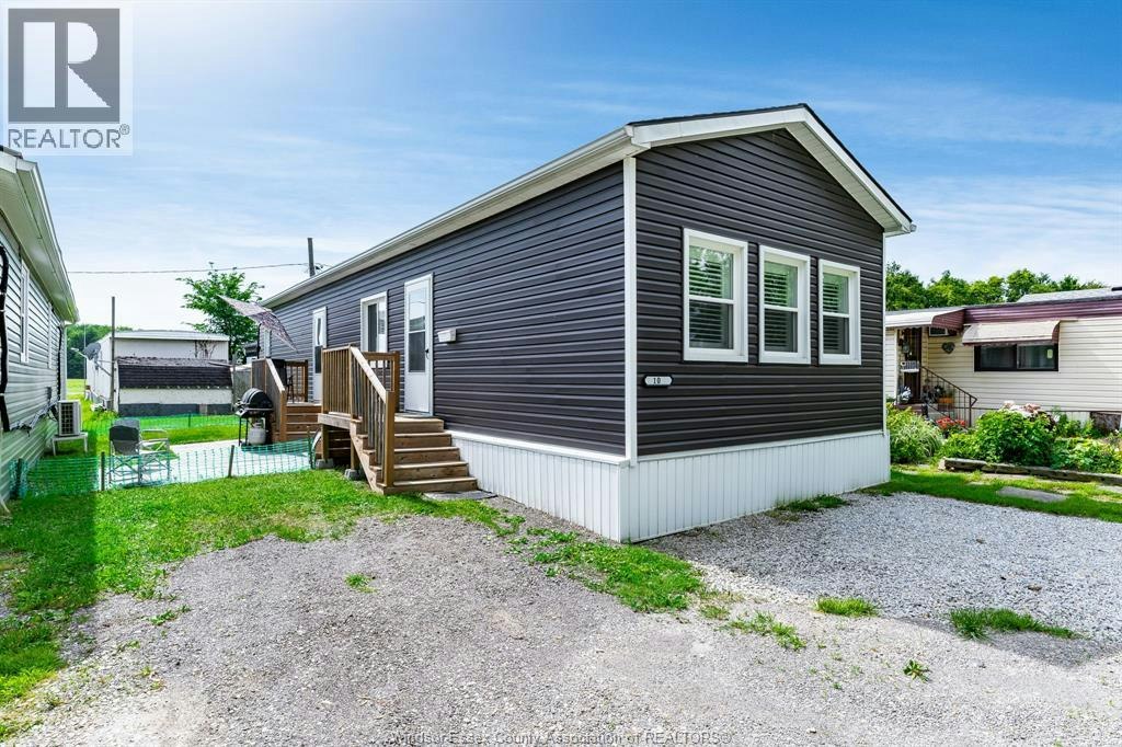 10-11408 46 County Rd, Lakeshore, ON, N0P 1J0
