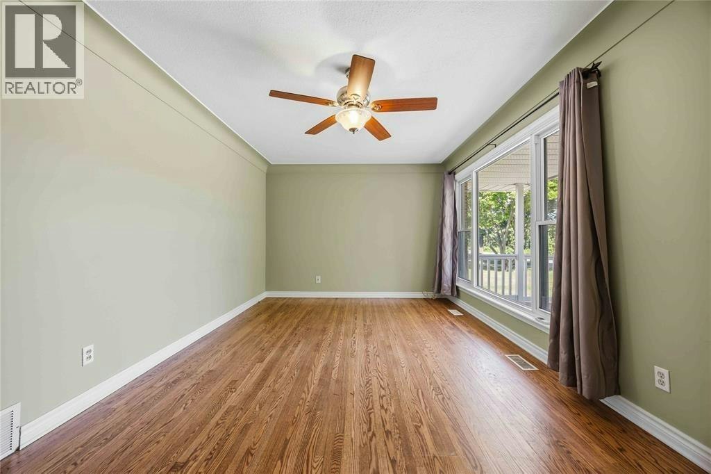 UPPER-993 Highway Drive, Sarnia, ON, N7S 1X4 - 3