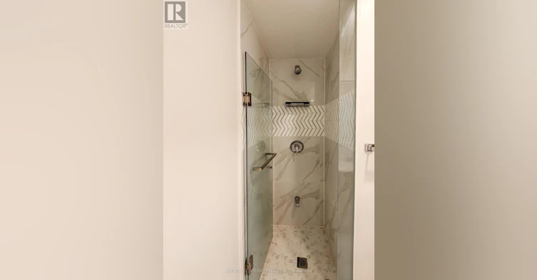 LOWER-598 Crawford Street, Toronto, ON, M6G 3K2 - 12