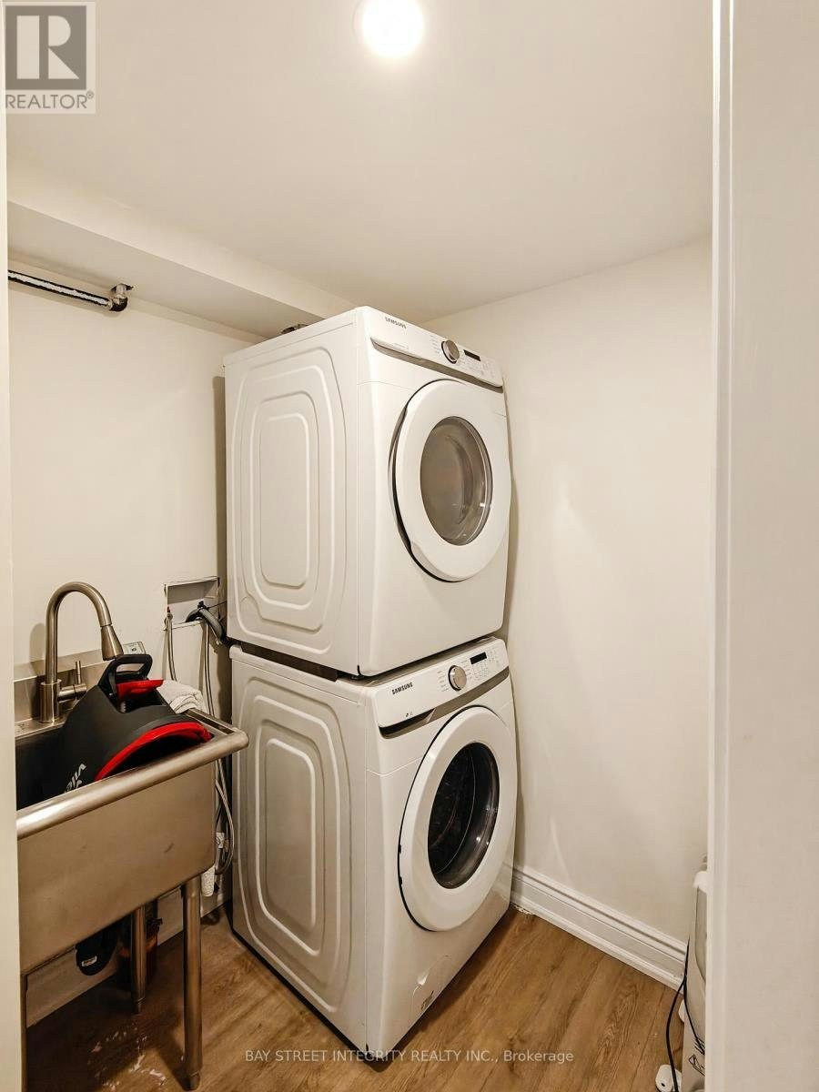 LOWER-598 Crawford Street, Toronto, ON, M6G 3K2 - 13