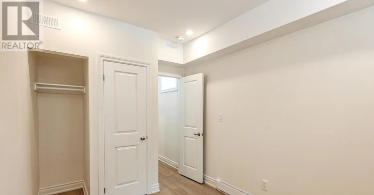 LOWER-598 Crawford Street, Toronto, ON, M6G 3K2 - 8