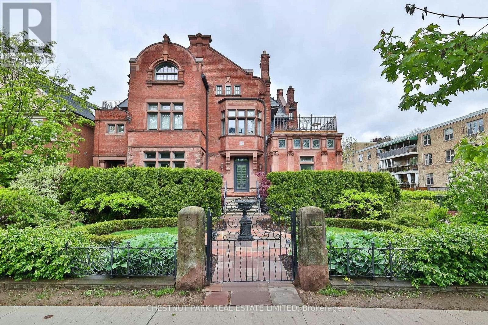 4-40 Maple Avenue, Toronto, ON, M4W 2T7