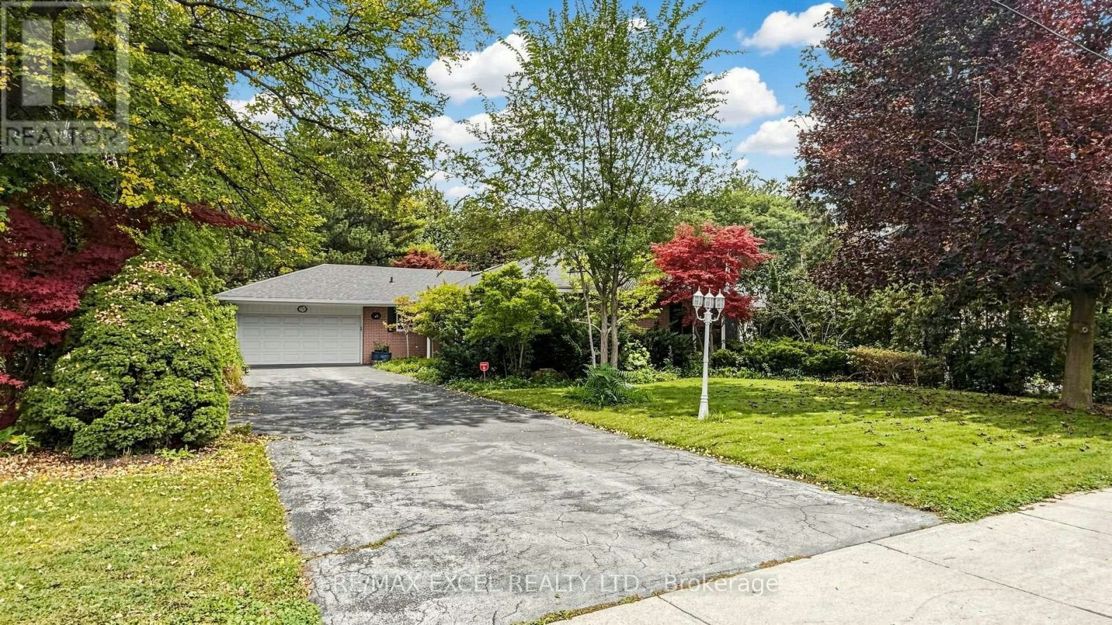 131 Burbank Drive, Toronto, ON, M2K 1N6
