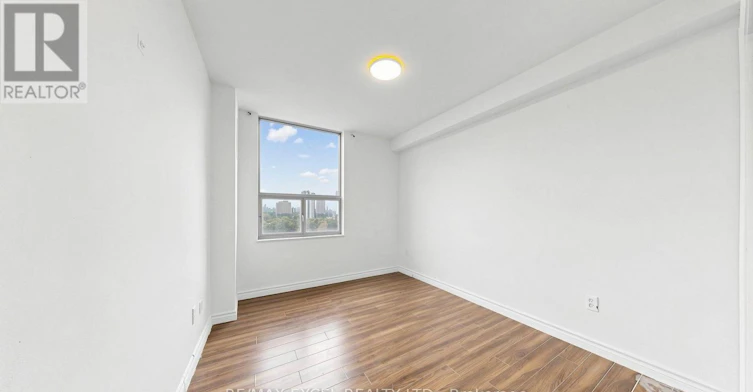 1808-10 Edgecliff Golfway, Toronto, ON, M3C 3A3 - 27