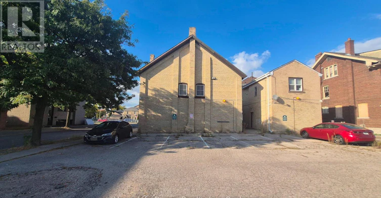1U-35 Wellington Street, Brantford, ON, N3P 1S8 - 13
