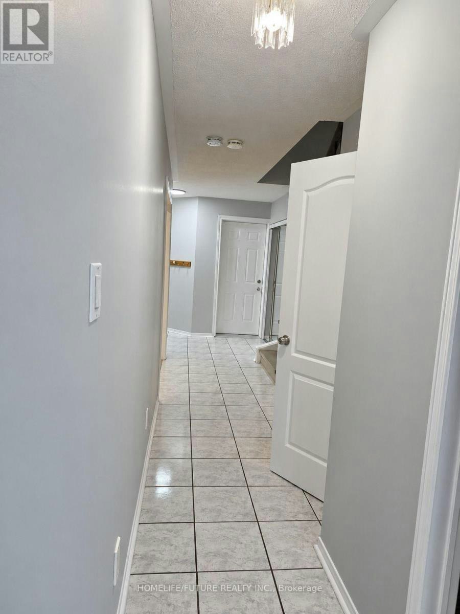 20 Glen Ray Court, Clarington, ON, L1C 4W7 - 20