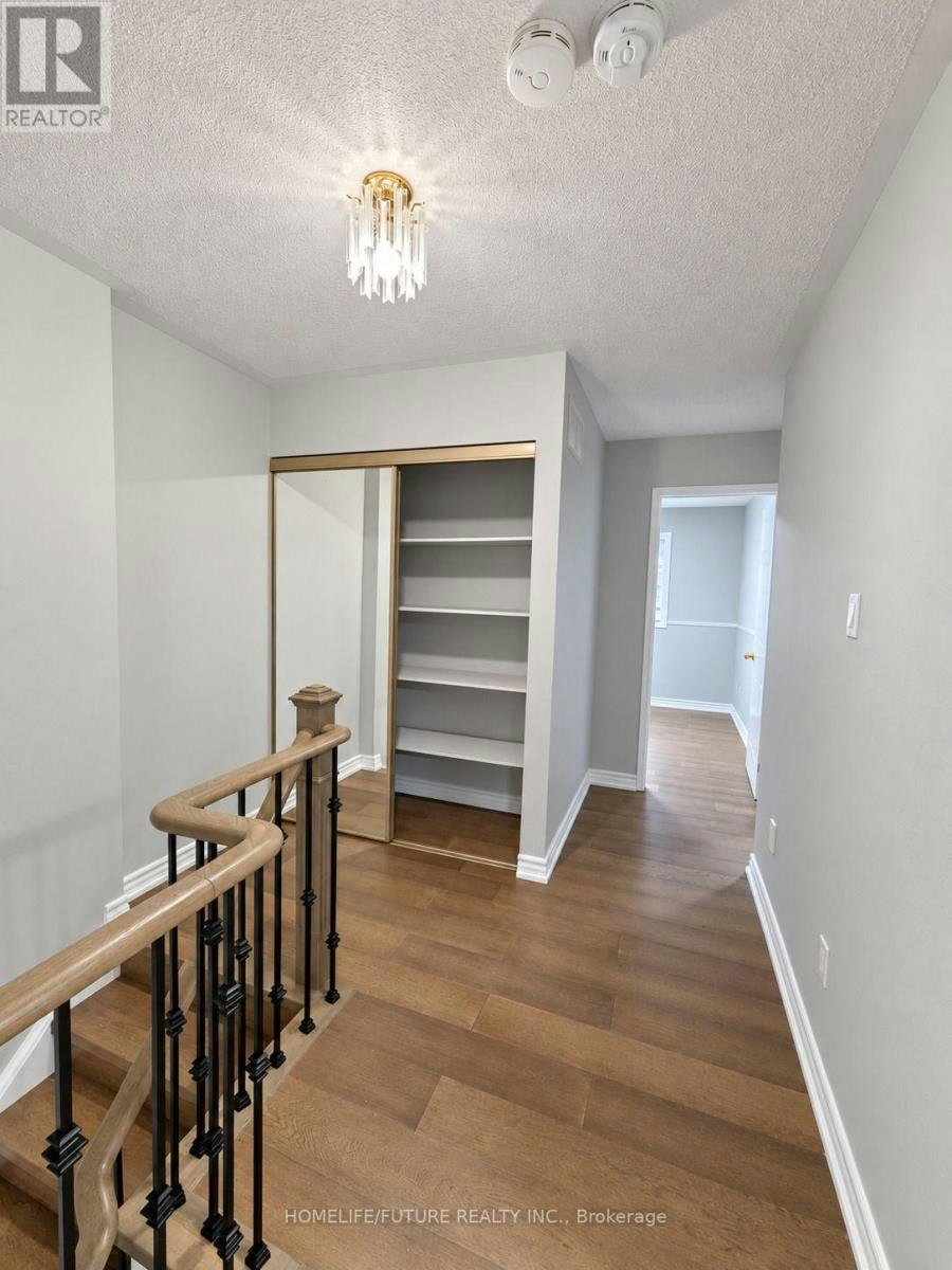 20 Glen Ray Court, Clarington, ON, L1C 4W7 - 11