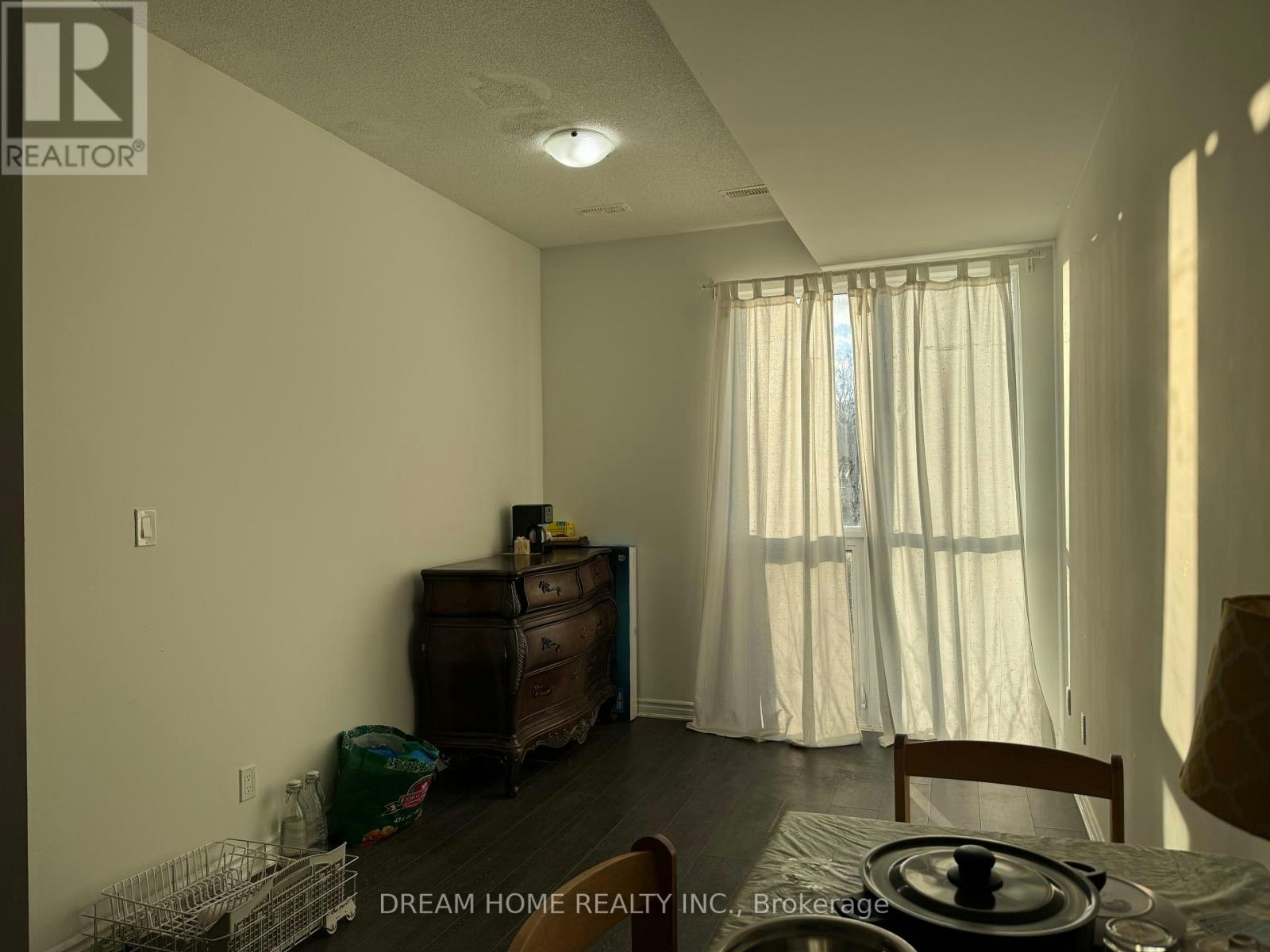 B2-3 Falaise Road, Toronto, ON, M1E 3B6 - 6