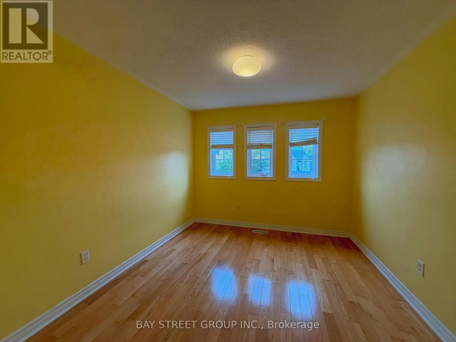 30 Emery Hill Boulevard, Markham, ON, L6C 2W7 - 5