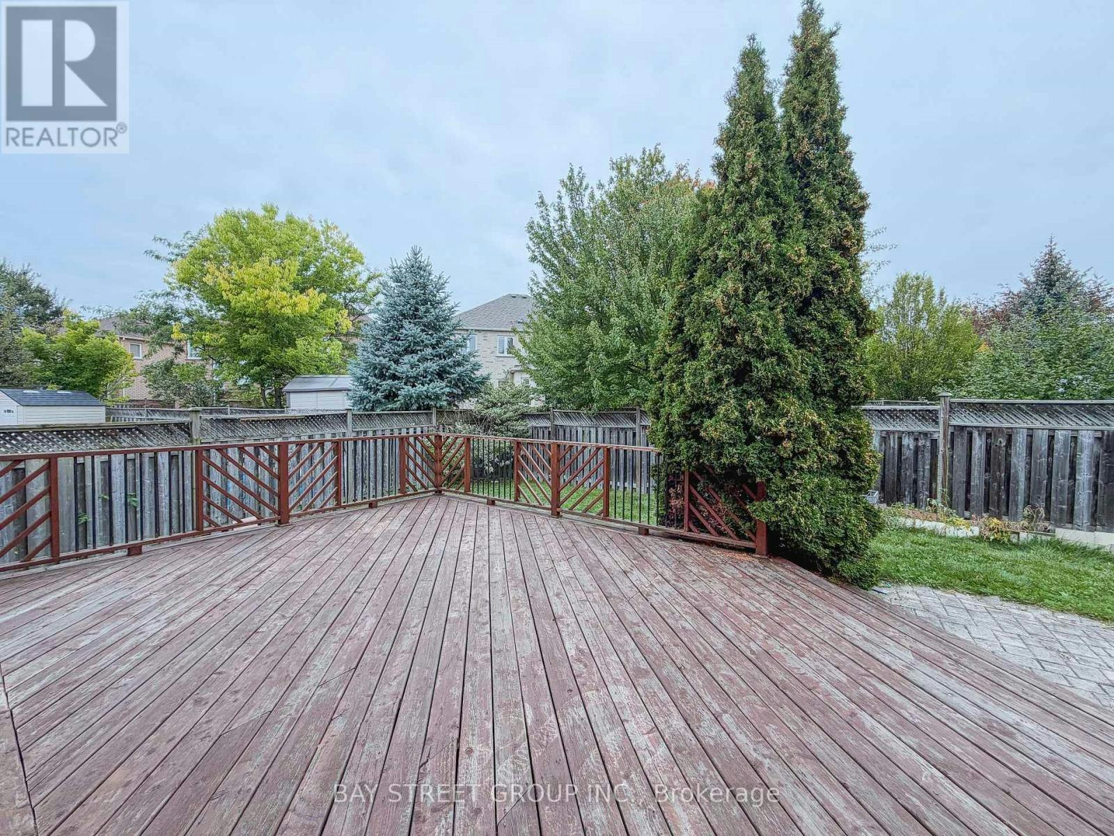 30 Emery Hill Boulevard, Markham, ON, L6C 2W7 - 3