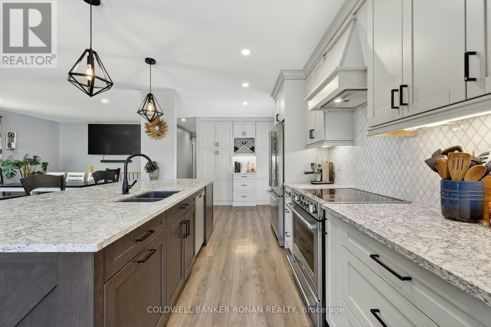 1959 Snow Valley Road, Springwater, ON, L0L 1Y3 - 8