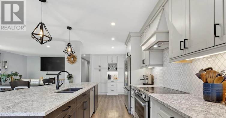 1959 Snow Valley Road, Springwater, ON, L0L 1Y3 - 8