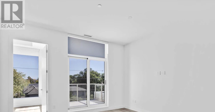 407-722 Marlee Avenue, Toronto, ON, M6B 3J7 - 3