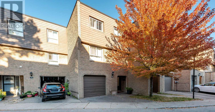 50-405 Hyacinthe Boulevard, Mississauga, ON, L5A 3N1 - 2