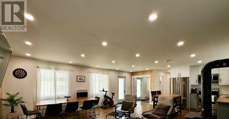 886 Monck Road, Kawartha Lakes, ON, L0K 1W0 - 9