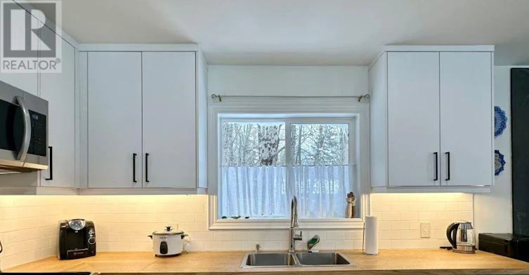 886 Monck Road, Kawartha Lakes, ON, L0K 1W0 - 12