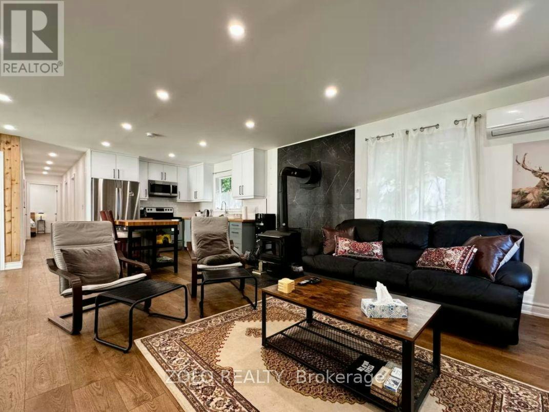 886 Monck Road, Kawartha Lakes, ON, L0K 1W0 - 5
