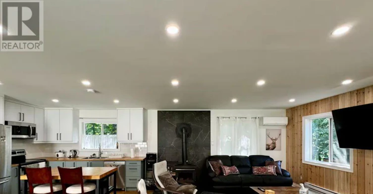 886 Monck Road, Kawartha Lakes, ON, L0K 1W0 - 6