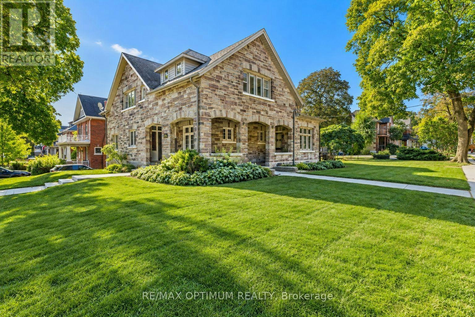 916 Queenston Road, Cambridge, ON, N3H 3K8
