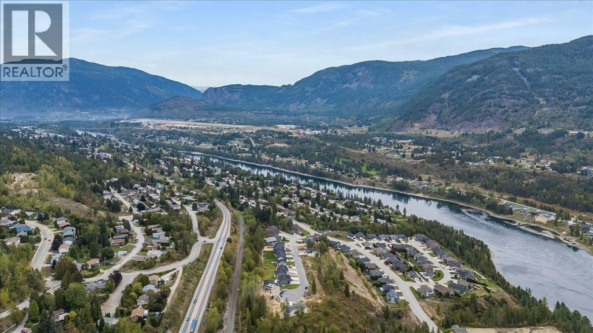 3736 Toba Road, Castlegar, BC, V1N 4Y3 - 53