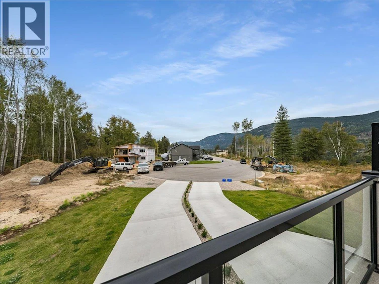 3736 Toba Road, Castlegar, BC, V1N 4Y3 - 39