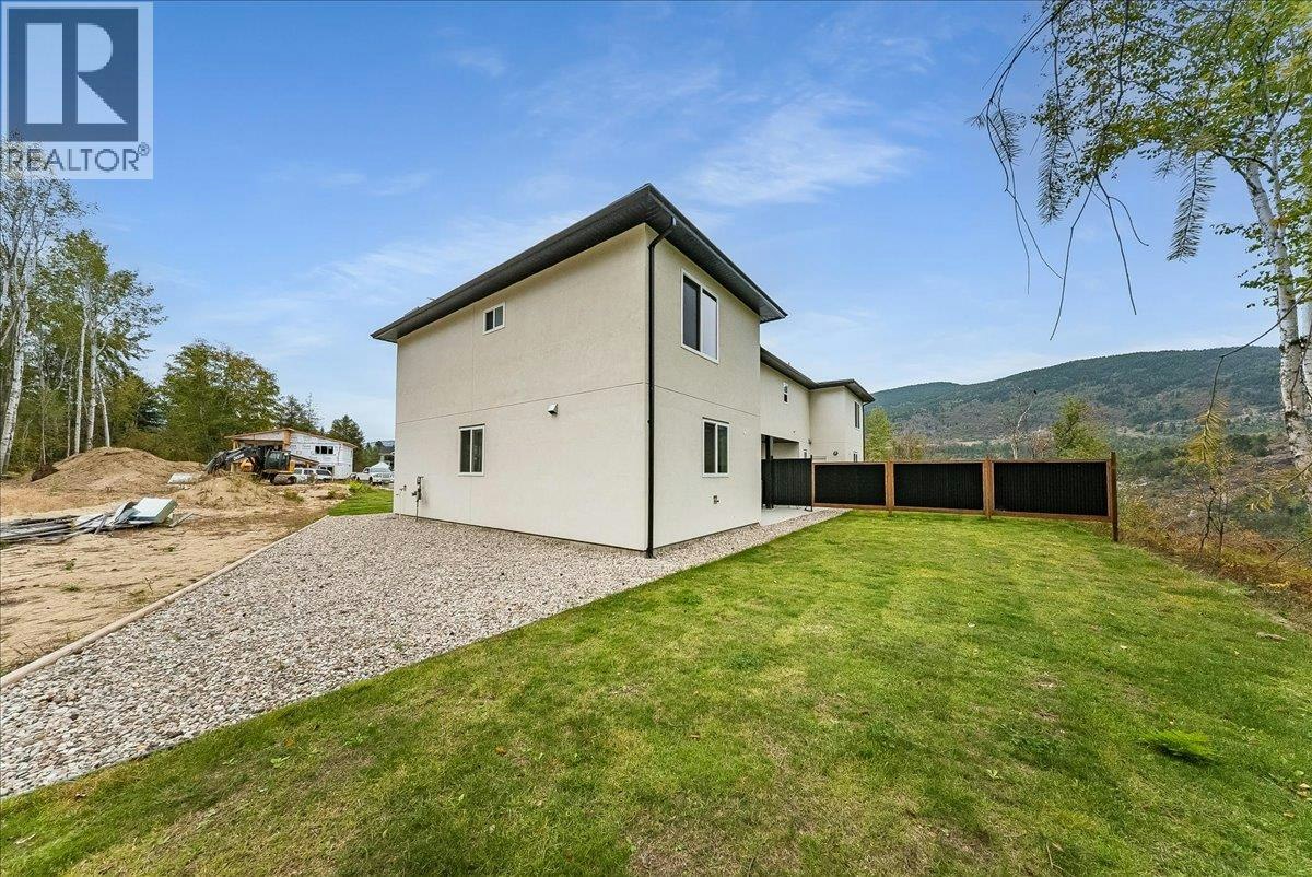 3736 Toba Road, Castlegar, BC, V1N 4Y3 - 6