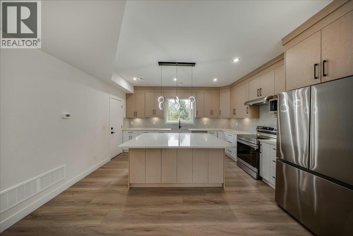 3736 Toba Road, Castlegar, BC, V1N 4Y3 - 12