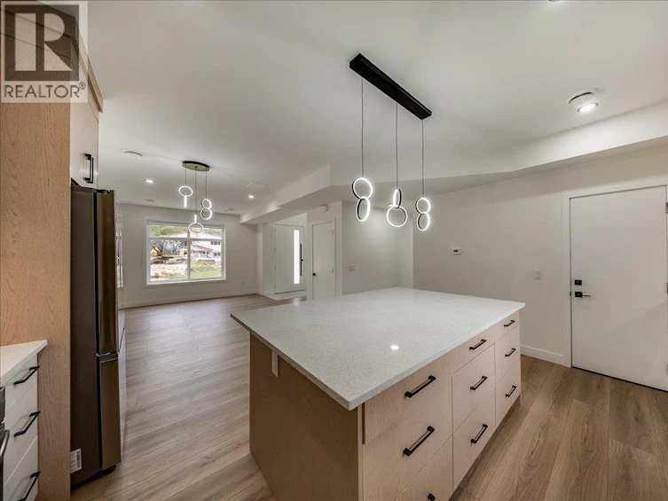 3736 Toba Road, Castlegar, BC, V1N 4Y3 - 14