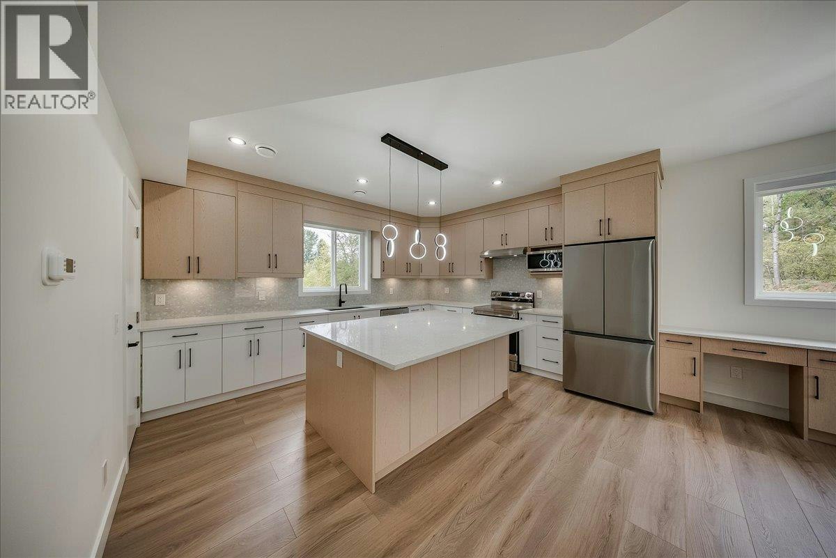 3736 Toba Road, Castlegar, BC, V1N 4Y3 - 17