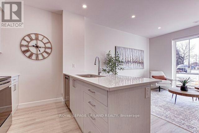 307-75 Walnut Street, St. Thomas, ON, N5R 2Y7 - 4