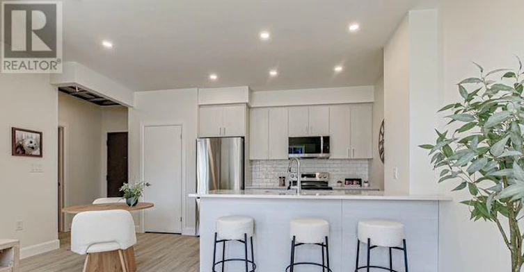 307-75 Walnut Street, St. Thomas, ON, N5R 2Y7