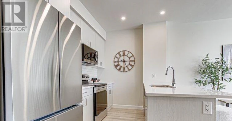 307-75 Walnut Street, St. Thomas, ON, N5R 2Y7 - 3