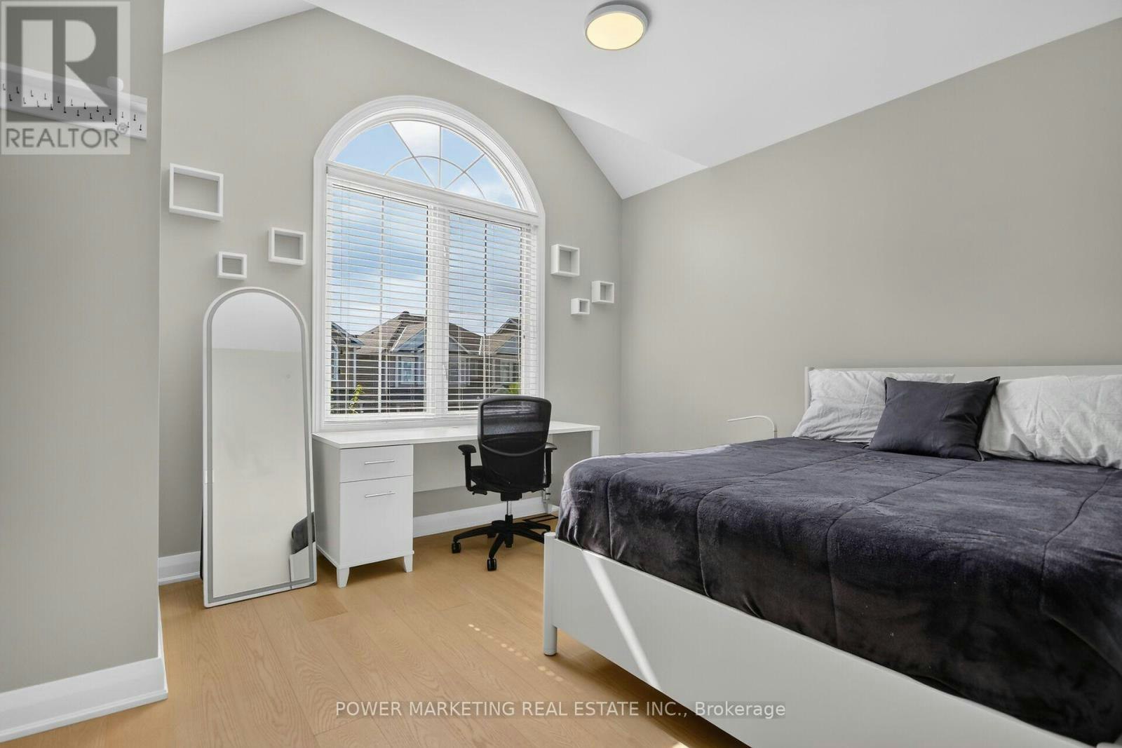 26 Palmeto Court, Ottawa, ON, K2S 0X2 - 28