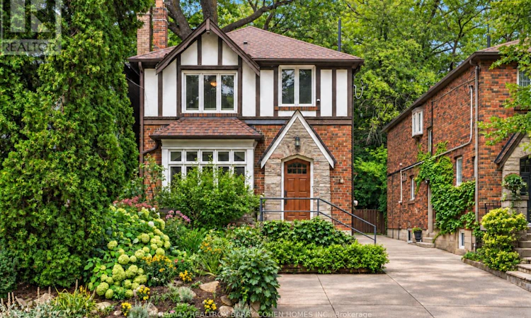 6 Nina Street