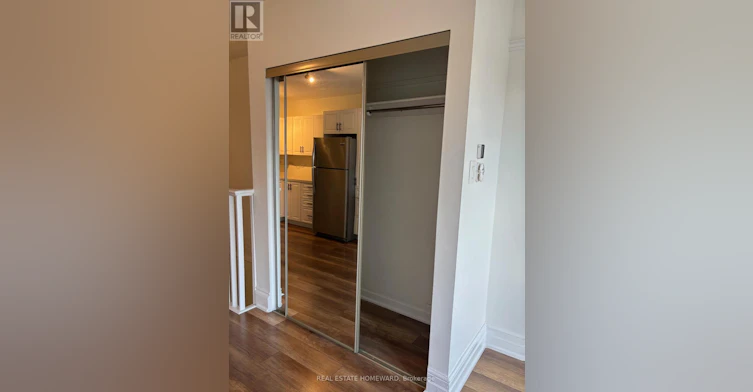86 Carlaw Avenue, Toronto, ON, M4M 2R7 - 13