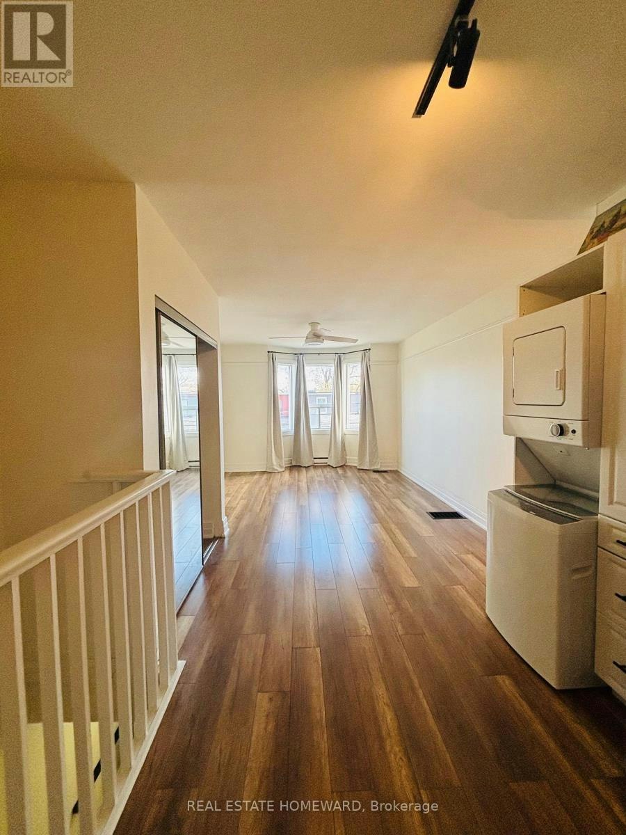 86 Carlaw Avenue, Toronto, ON, M4M 2R7 - 6