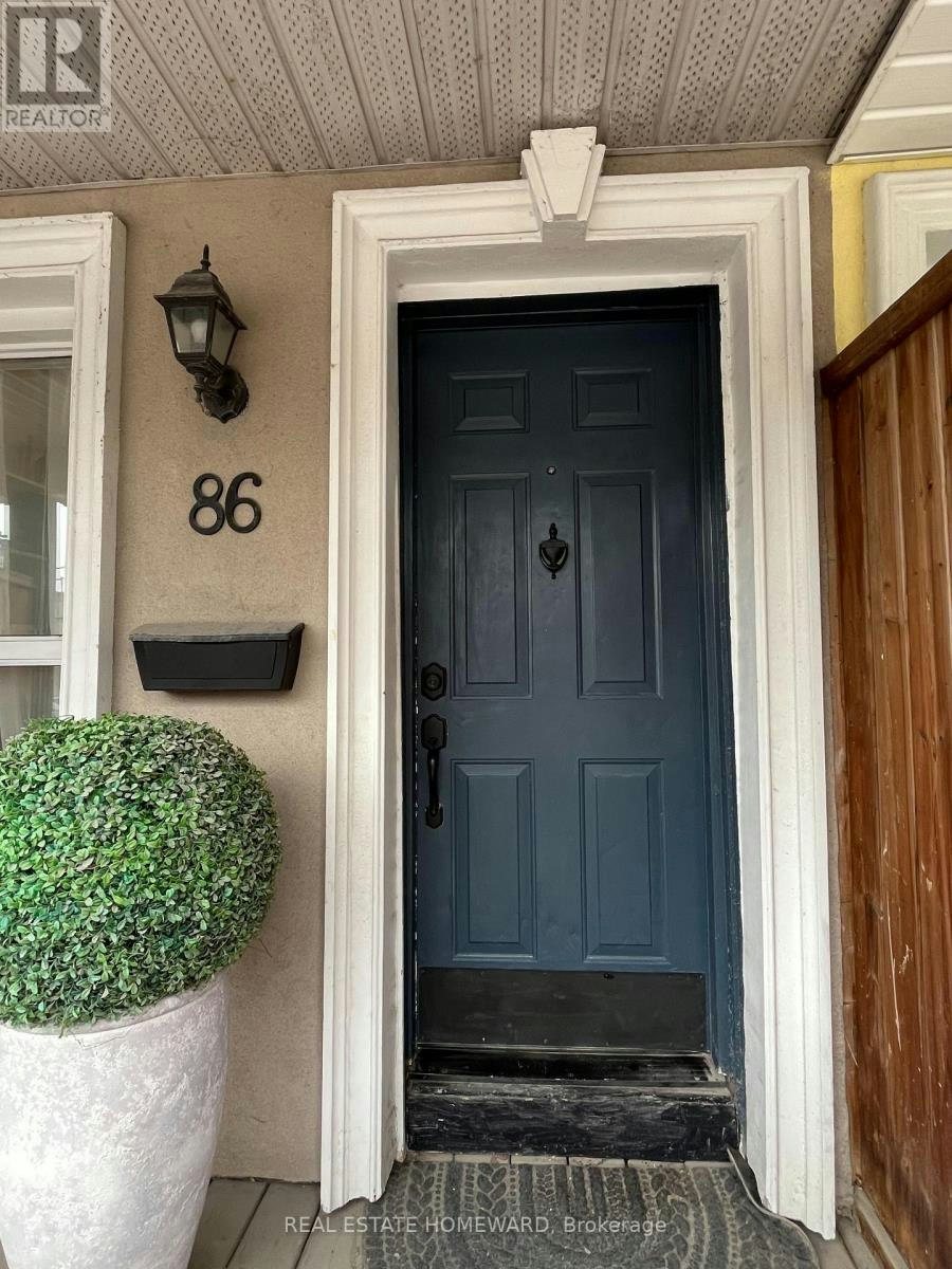 86 Carlaw Avenue, Toronto, ON, M4M 2R7 - 3