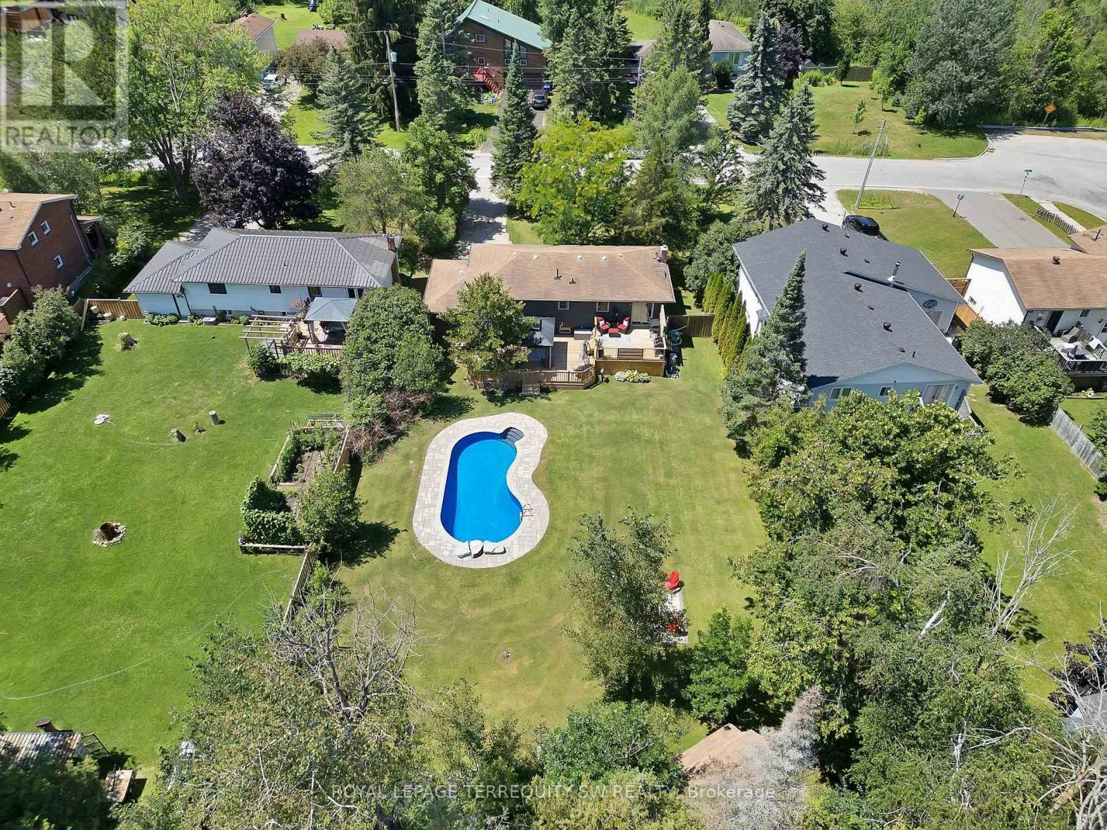 2249 Willard Avenue, Innisfil, ON, L9S 2B8