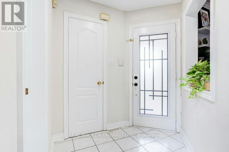 60 Whitefaulds Road, Vaughan, ON, L6A 2K4 - 4
