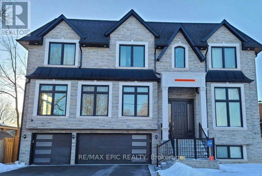 36 Sussex Avenue, Richmond Hill, ON, L4C 2E6 - 3