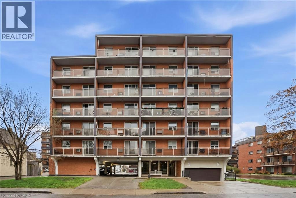 401-30 Summit Avenue, Hamilton, ON, L8V 2R8