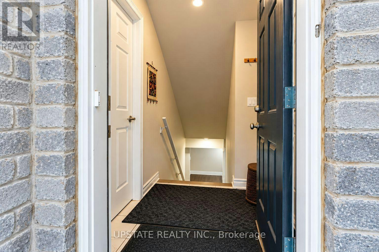 BASEMENT-8 Sage Meadow Crescent, Brampton, ON, L6Y 0Y1 2