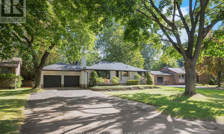 1492 Vernon Avenue NORTH