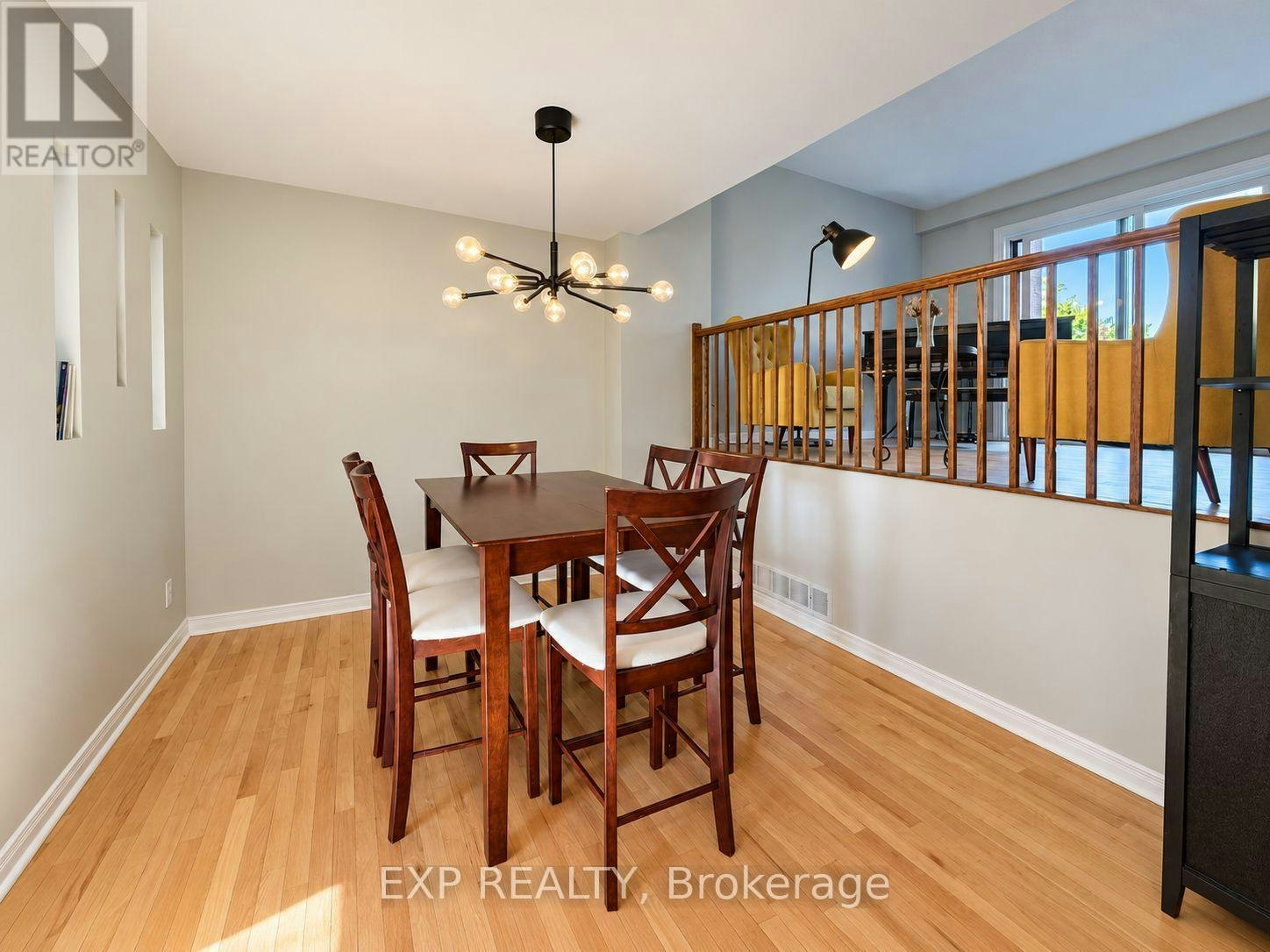 189 Dunbarton Court, Ottawa, ON, K1K 4L7 - 4